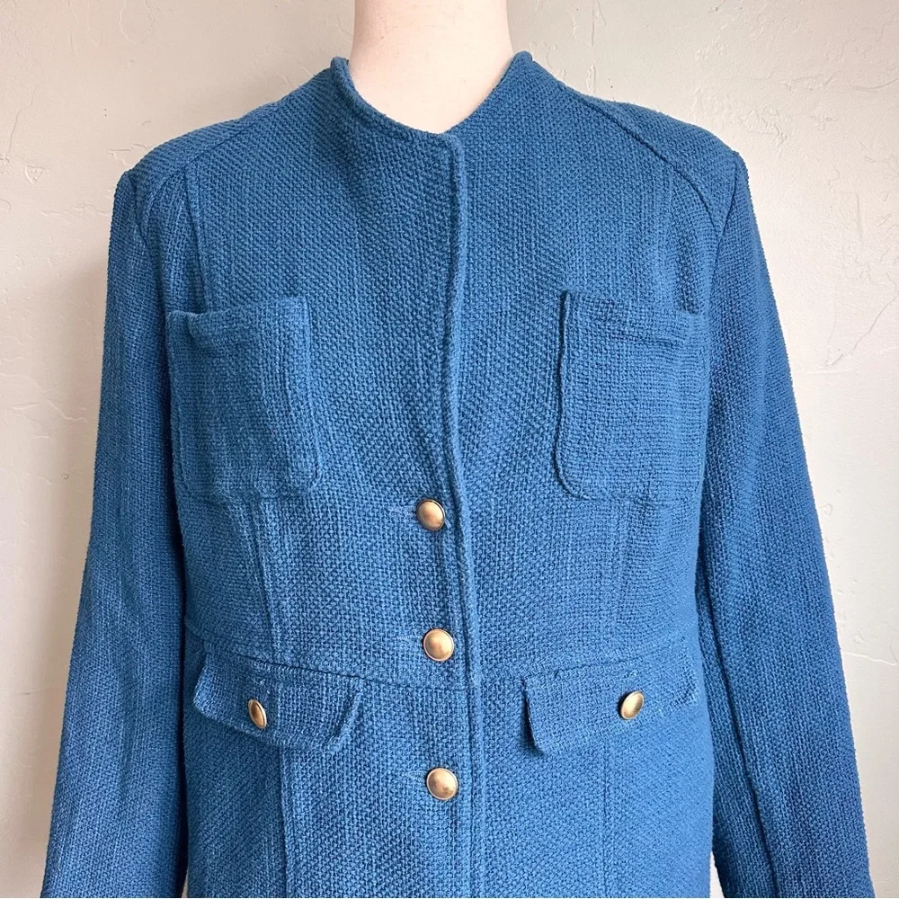 Chico's Women‎ Modern Textured Jacket Blue Gold Buttons Medium 8 EUC Luxe Preppy